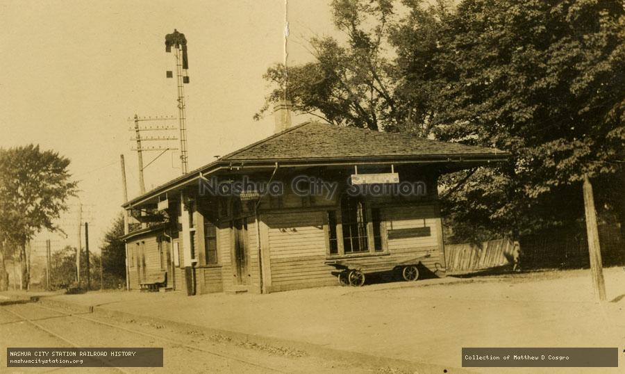 Postcard: Maplewood Station